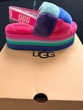 UGG Colorblock Fuzzita Platform Slide - Pink, Blue, Purple